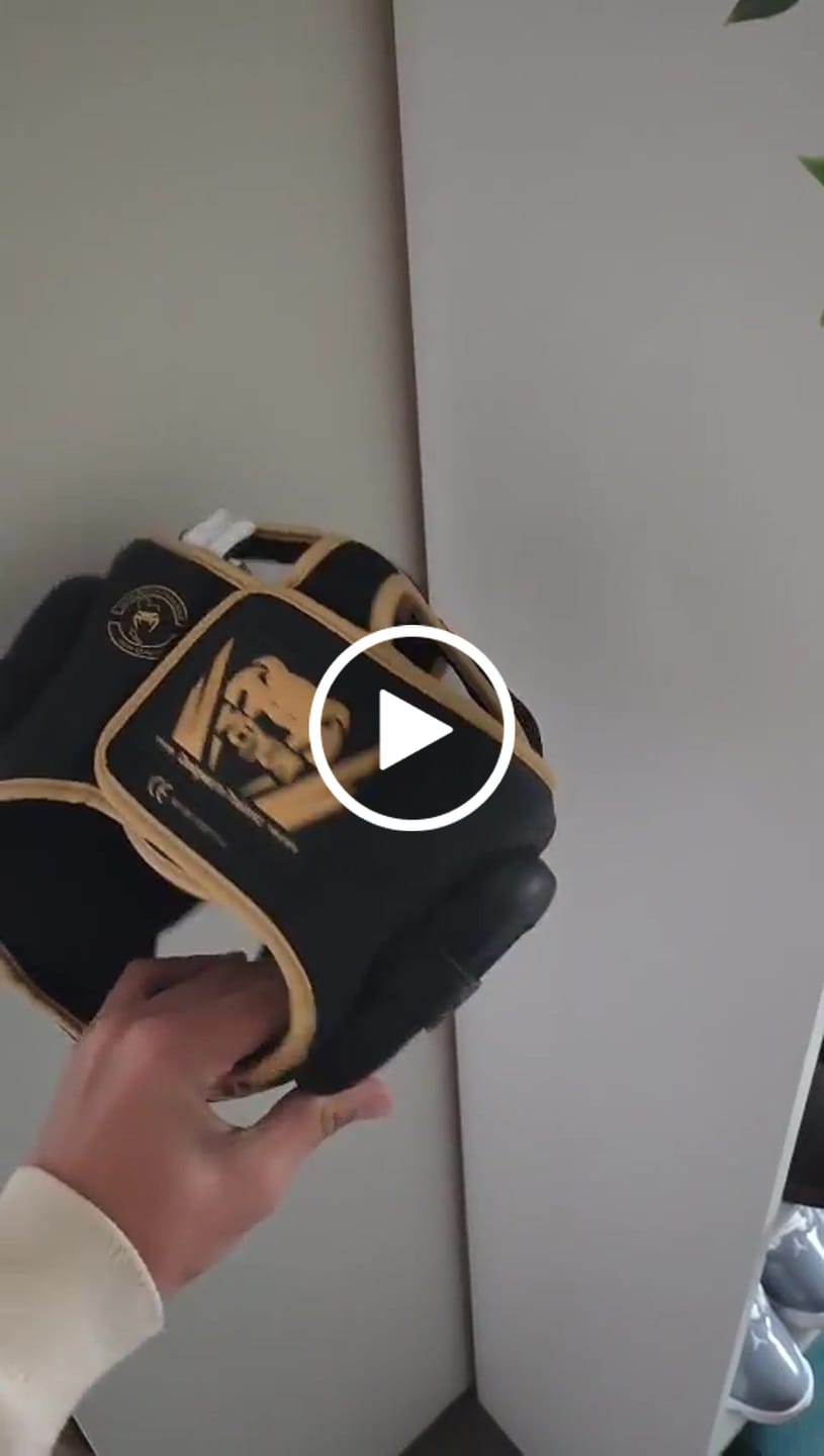 Customer video review of Venum Hoofdbeschermer Challenger - Zwart/Goud