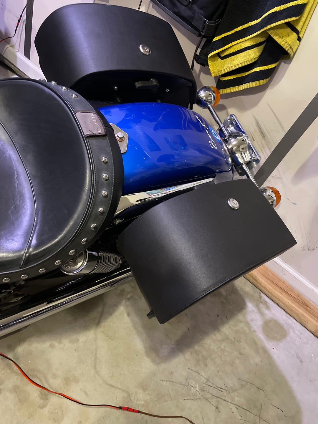 Customer photo review of 28L - Panzer Medium Hard Mount Triumph America Motorcycle Saddlebags