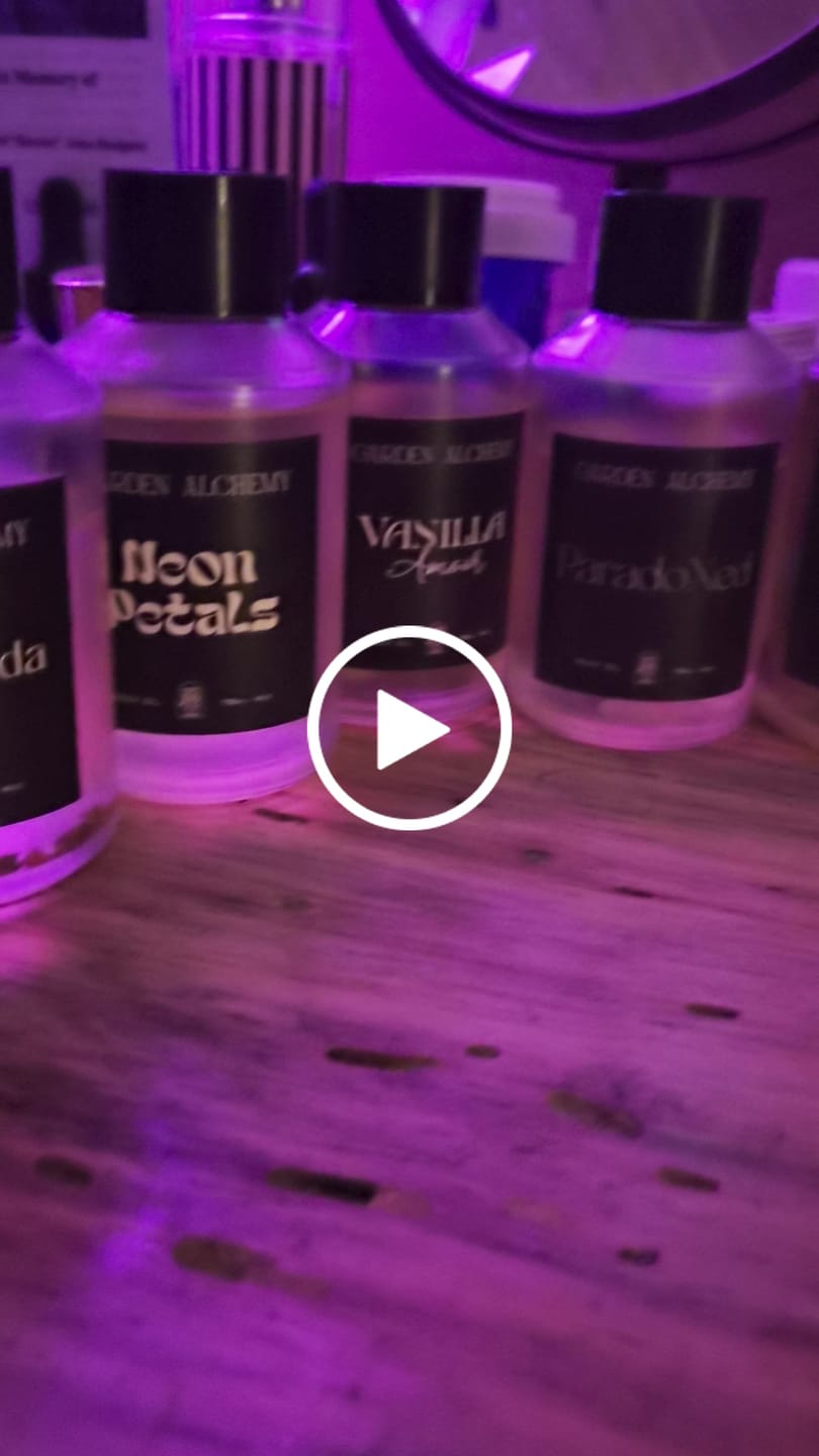 Customer video review of VANILLA VEIL BODY OIL