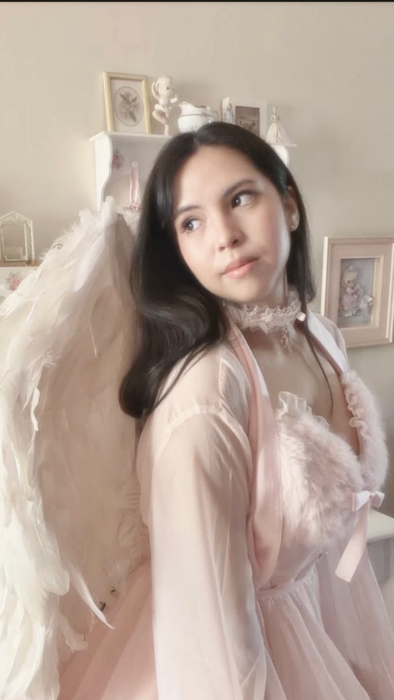 Customer photo review of Rosé Princess Fur Chiffon Robe