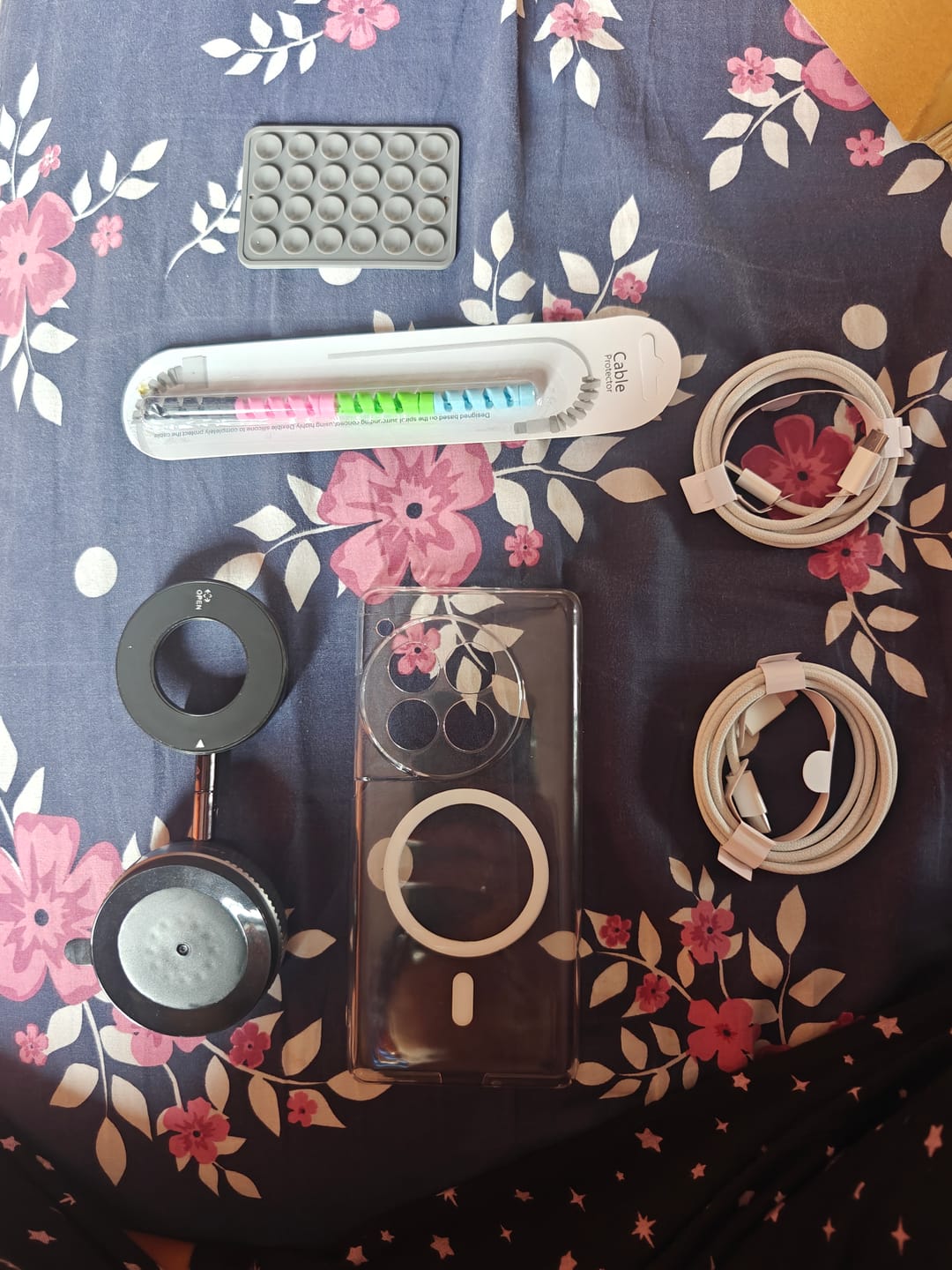 Customer photo review of 360° MagPro Magnetic Phone Holder by Casence