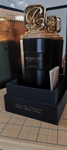 Reseña con foto de un cliente sobre Perfume Riiffs Momento 100ML EDP