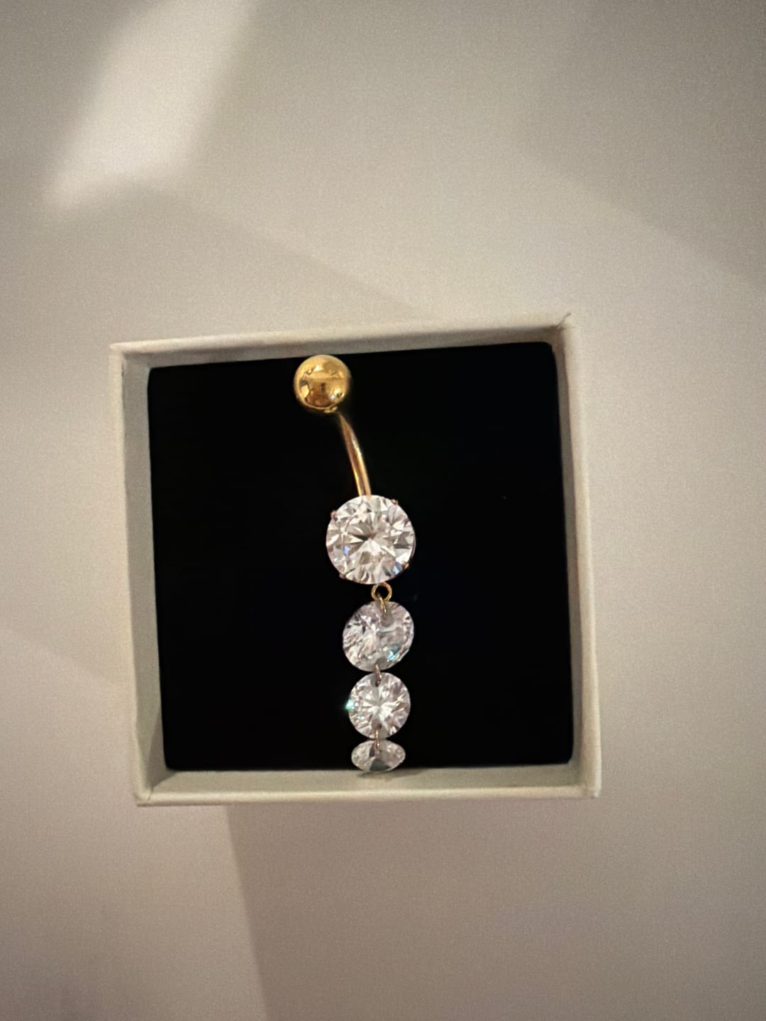 Customer photo review of Hi-Life Teardrop Dangle Belly Piercing - Titan
