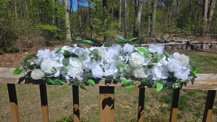 Customer photo review of 100cm Luxury White Rose Artificial Flower Row Wedding Table Centerpiece Flowers Backdrop Wall Arches Decor Party Stage Floral