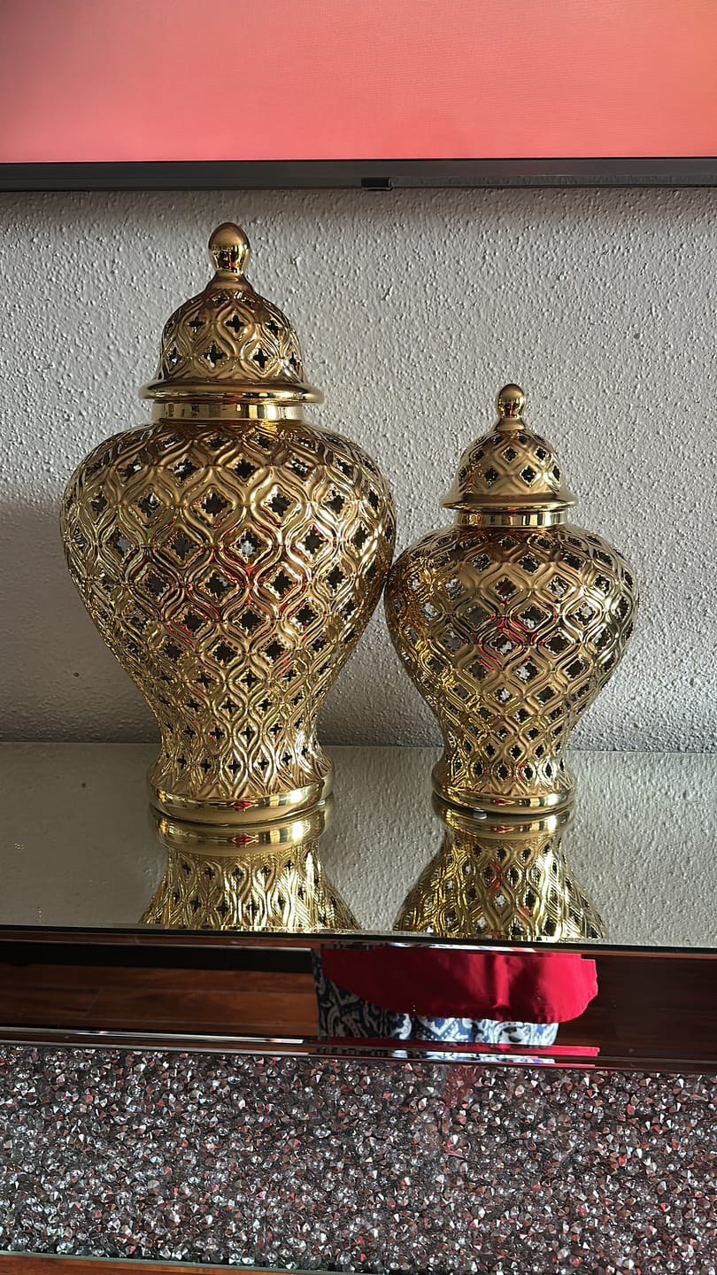 Customer photo review of Gold Ginger Jar Large   (2 size available)