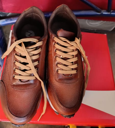 Customer photo review of Tenis Bravo Confort
