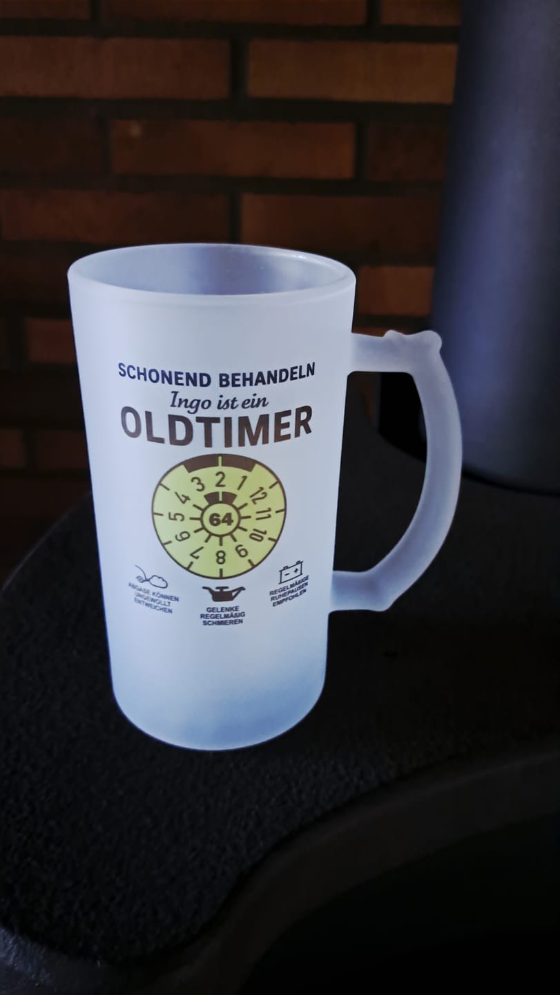 Customer photo review of OLDTIMER - Personalisierbarer Bierkrug