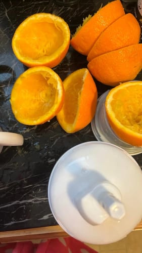 Customer photo review of Wireless Rechargeable Citrus Juicer – 450W USB Charged Fruit Squeezer