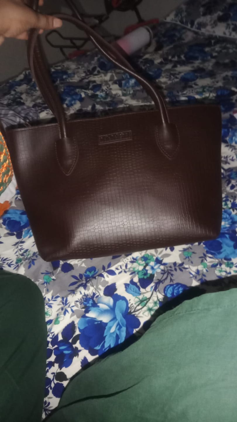 Customer photo review of Brown Belle Croc Tote Bag