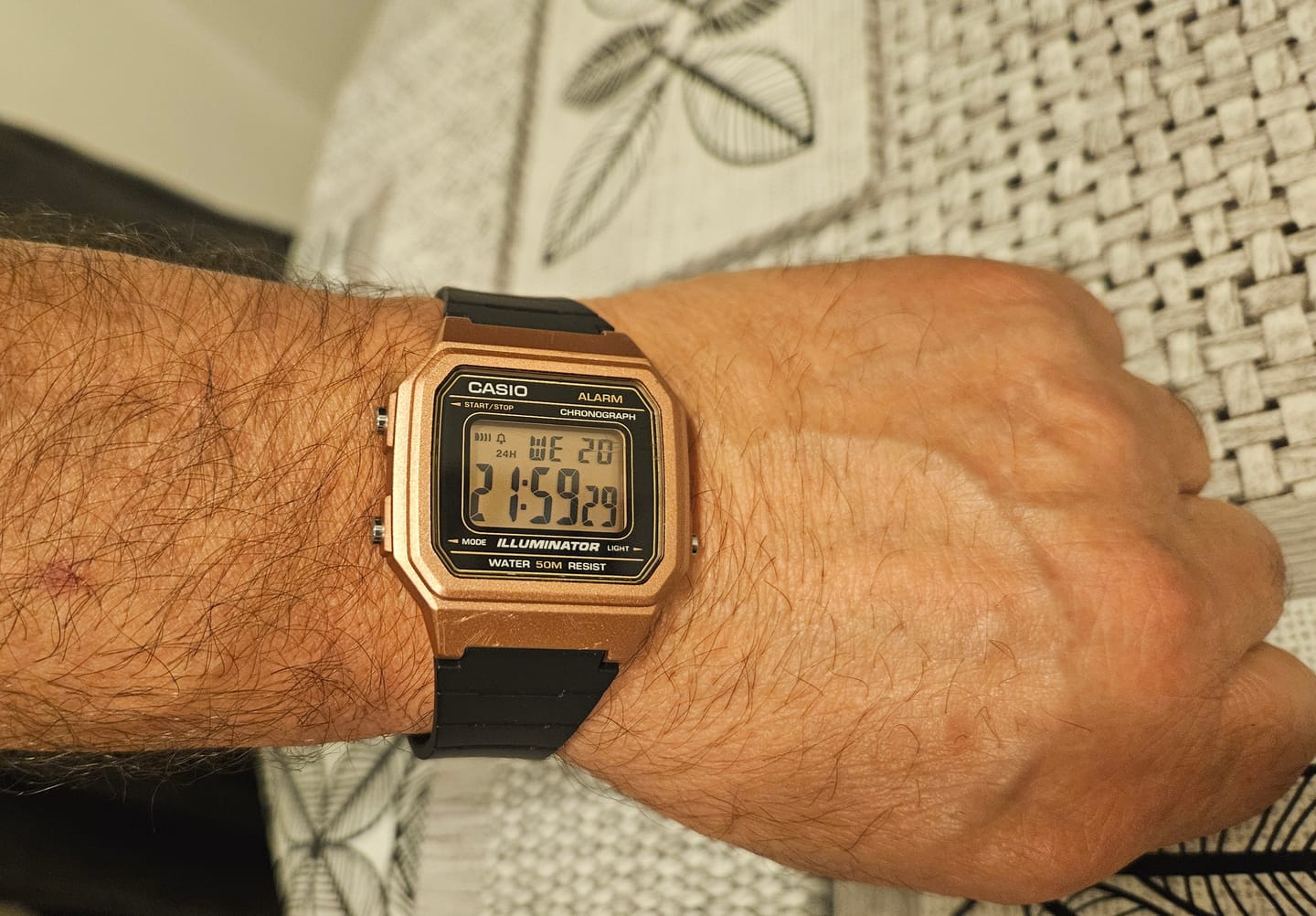 Customer photo review of Reloj Casio Vintage W-217HM-5AVDF Rosegold