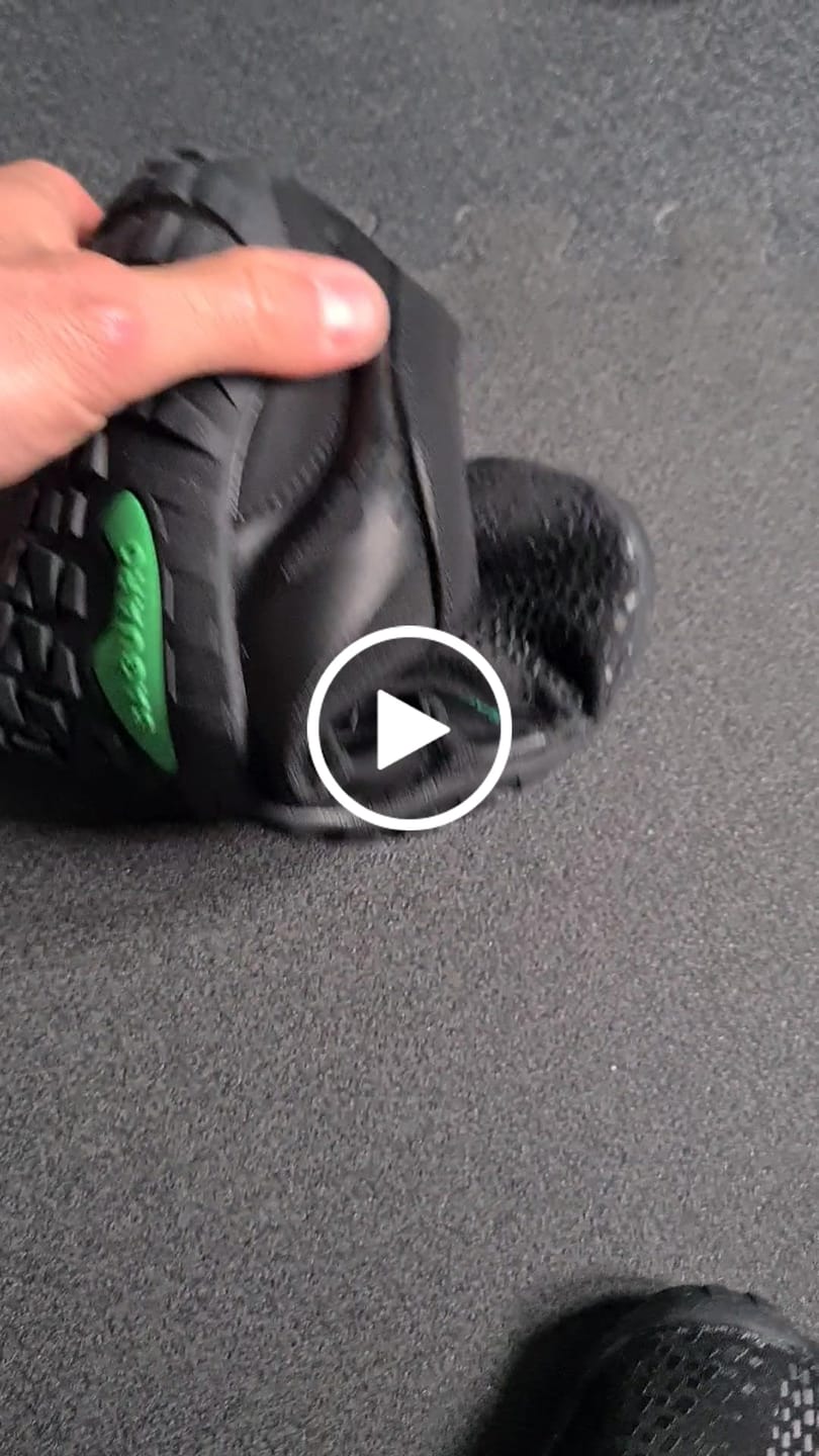 Customer video review of Vitality III - Barefoot Chaussures