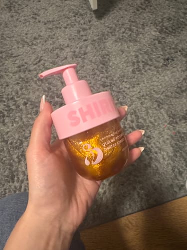 Customer photo review of Shimmering Body Oil Glazed Strawberry Butter Cream