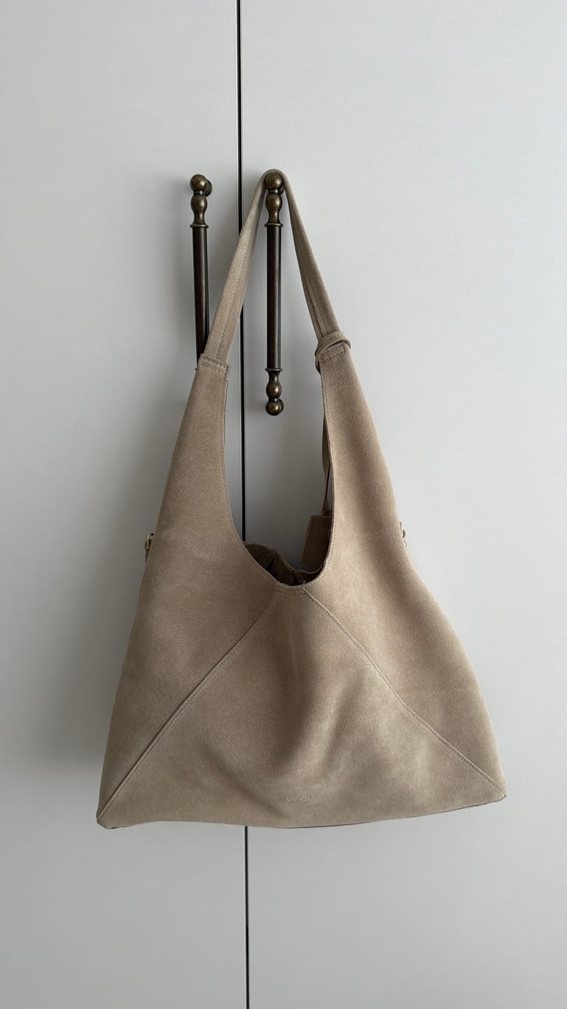 Customer photo review of SUVEA NERA Suede