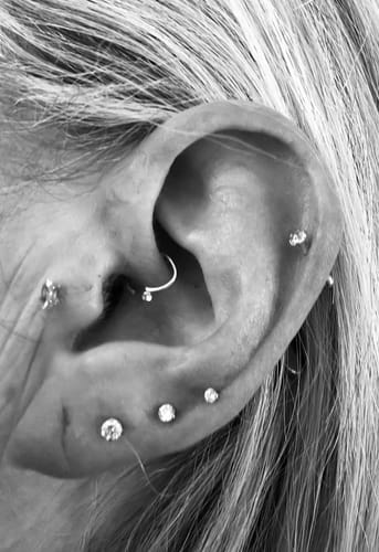 Customer photo review of BELLA Marquise Threadless Cartilage Stud