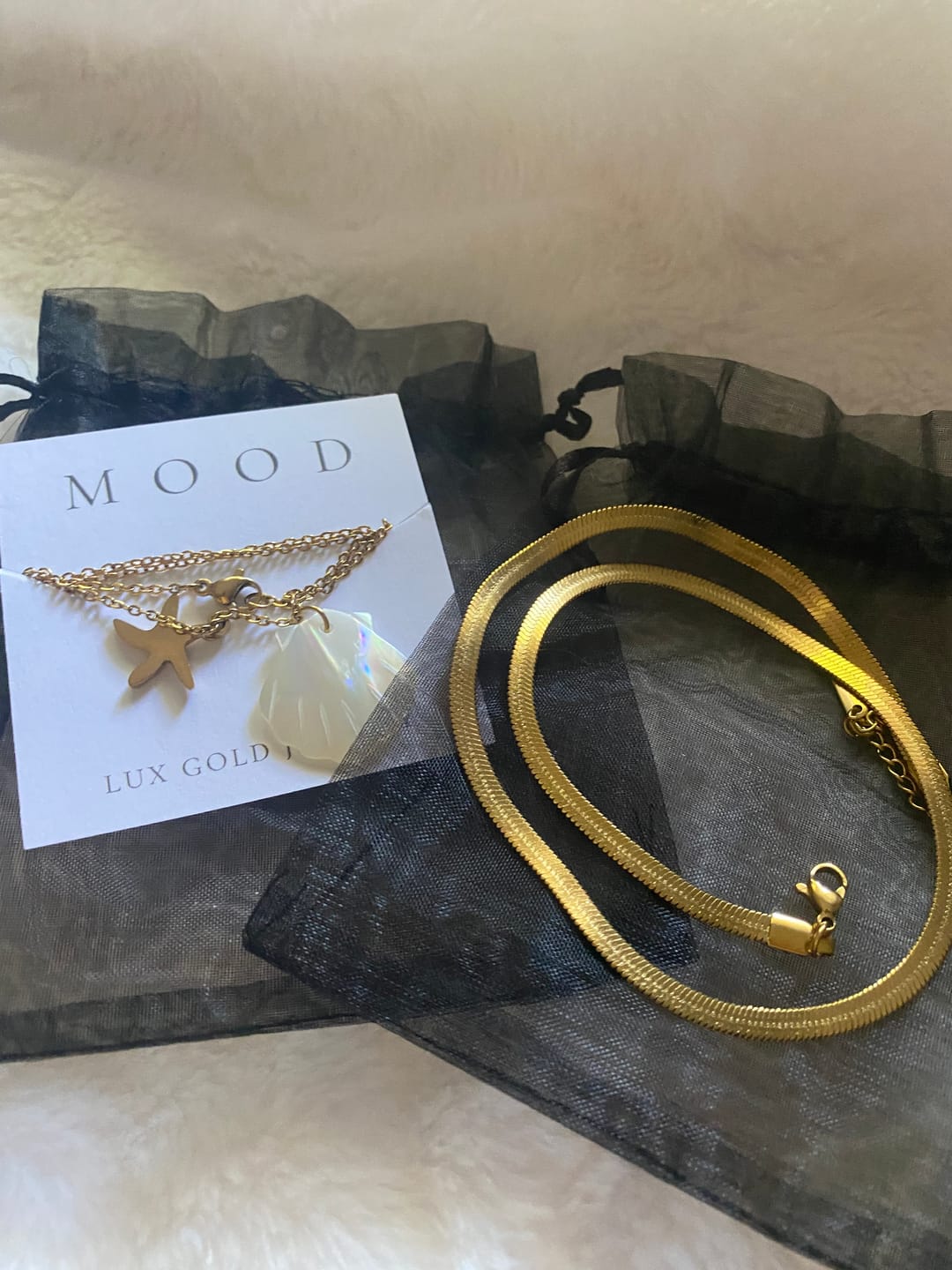 Customer photo review of Icon Necklace – Waterproof 18K Gold Chain