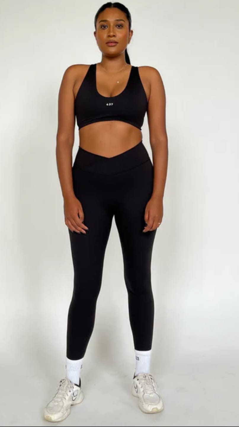 Customer photo review of The V Legging / Black