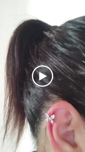 Customer video review of Orecchino Ear Cuff Farfallina