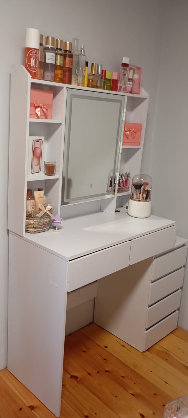 Customer photo review of Τραπέζι Μπουντουάρ Μακιγιάζ Tουαλέτας Κρεβατοκάμαρας Καθρέφτης Με Ντουλάπι Λευκό με Φωτισμό LED Ρυθμιζόμενη Φωτεινότητα RD-T124W01