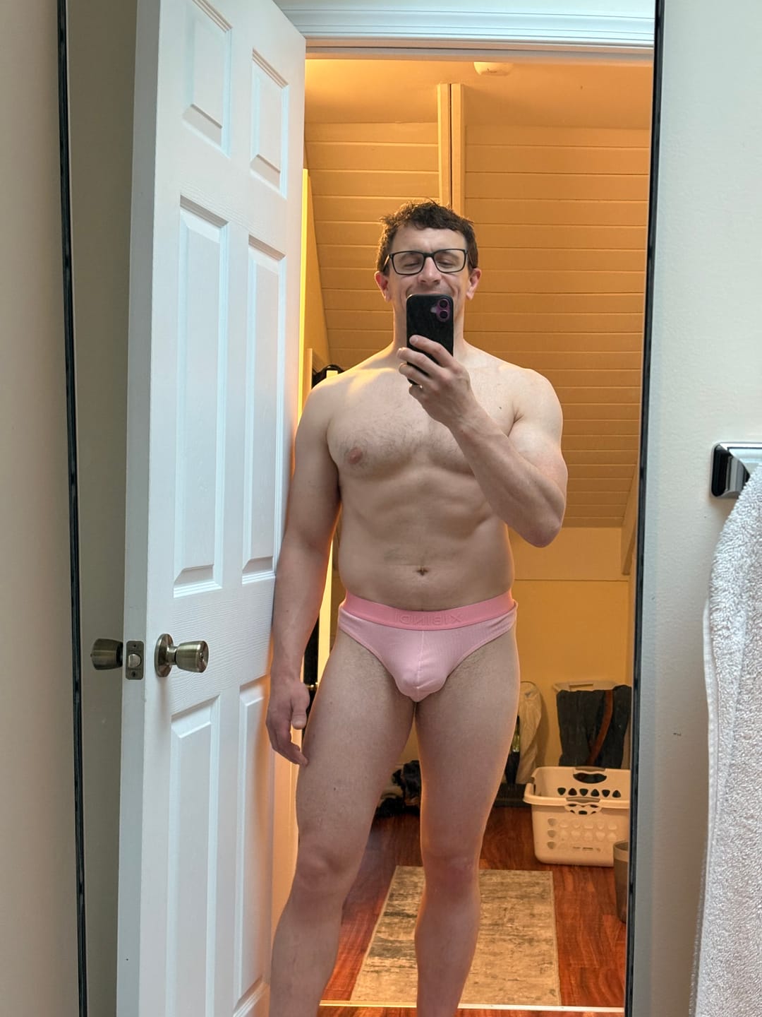 Customer photo review of 4-Pack Men's Ultra-Soft Cotton Mid-Rise Stay-Put Fit Seamless Thong