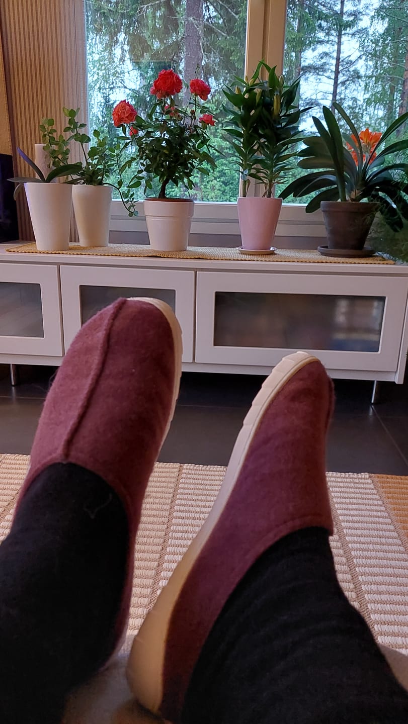 Customer photo review of Vaistoa Toive -paljasjalkatossut