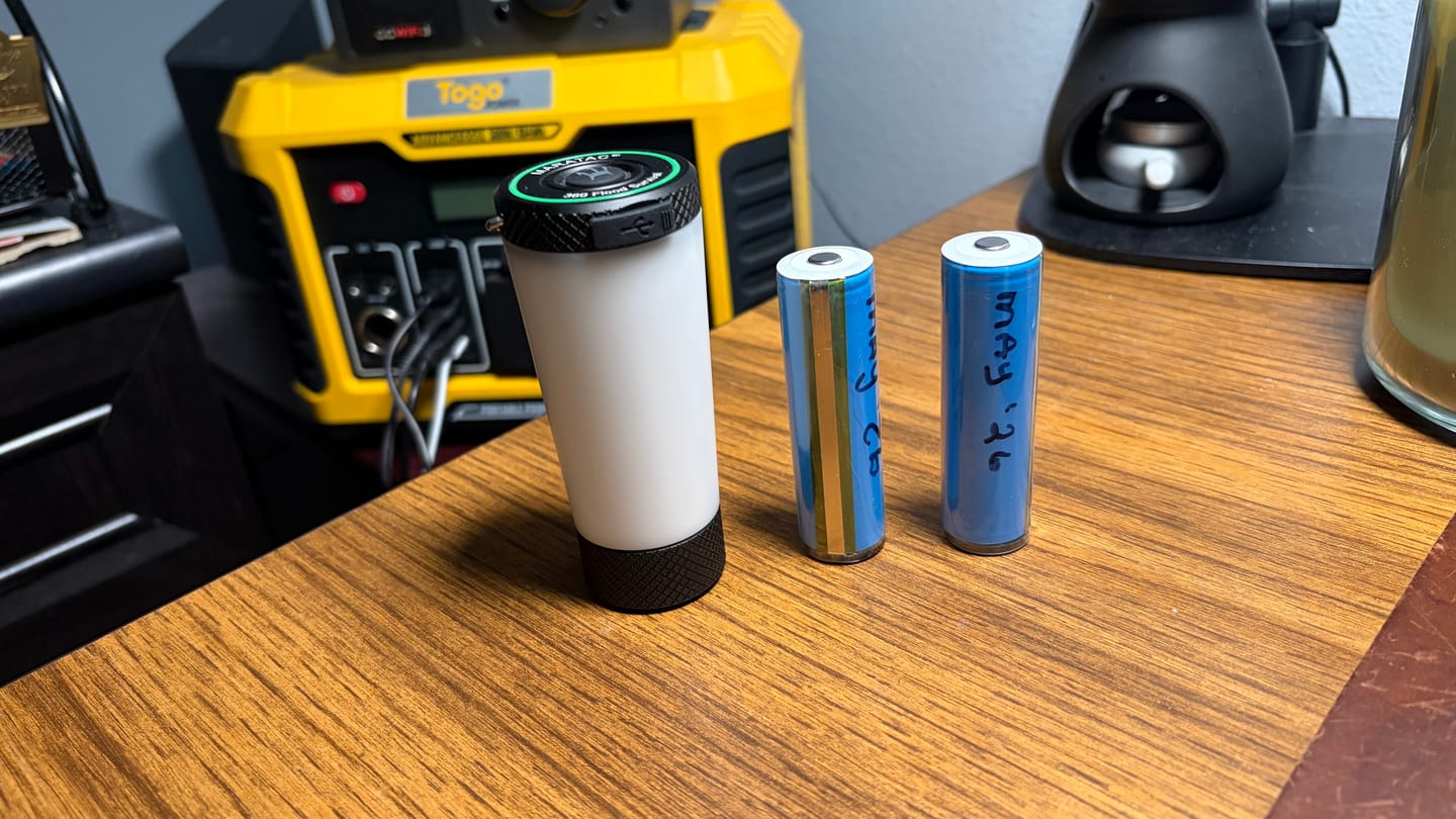 Customer photo review of Samsung 50E 21700 5000mAh Battery - Protected Button Top