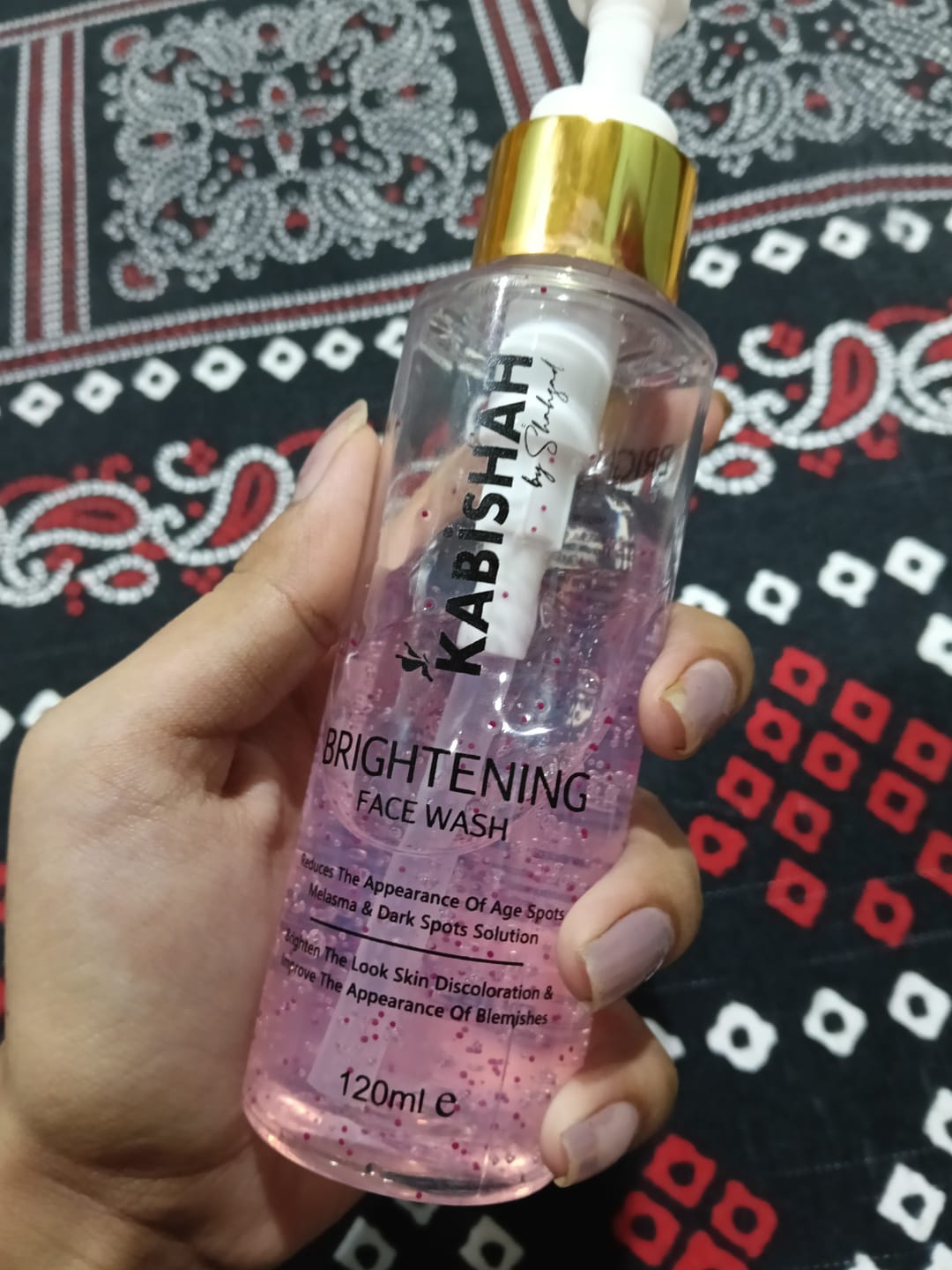 Customer photo review of LuminaBright Whitening Face Wash Double Pack: Duo Glow