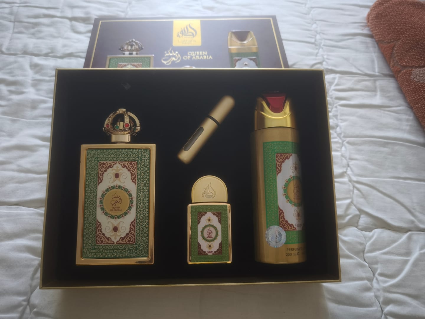 Customer photo review of CONJUNTO QUEEN OF ARABIA LATTAFA PRIDE - 100ML