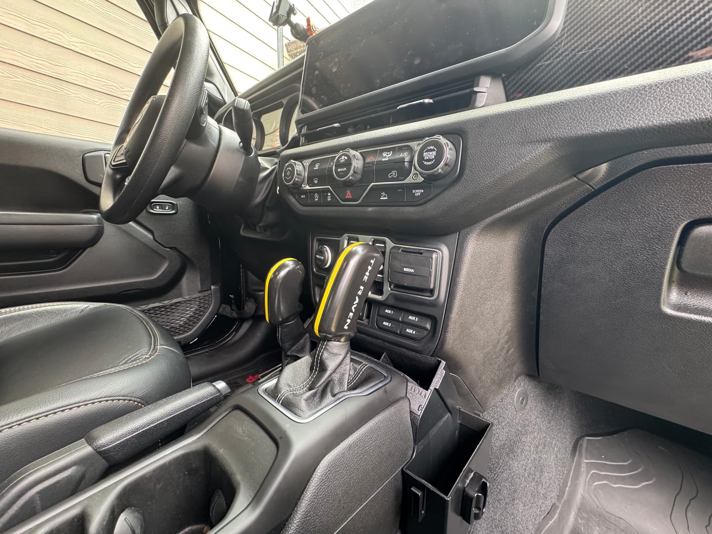Customer photo review of Shifter Package for 2018 + Jeep Wrangler JL  & Gladiator - CMM Offroad