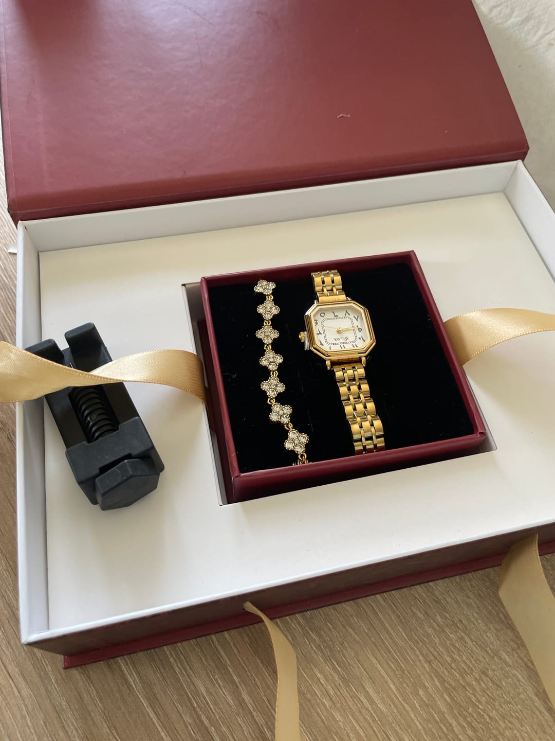 Customer photo review of COFFRET MONTRE & BRACELET AU CHOIX
