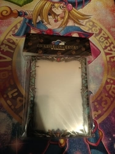 Customer photo review of Gate of Reborn - Border Sleeves (70STK)