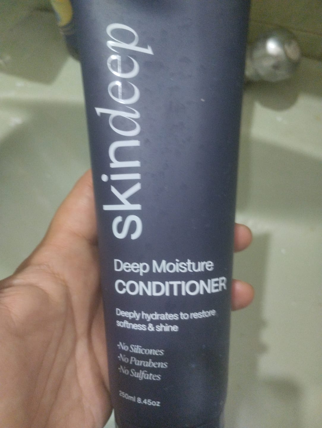 Customer photo review of HAIR REVIVER - Tea Tree & Mint Solid Shampoo