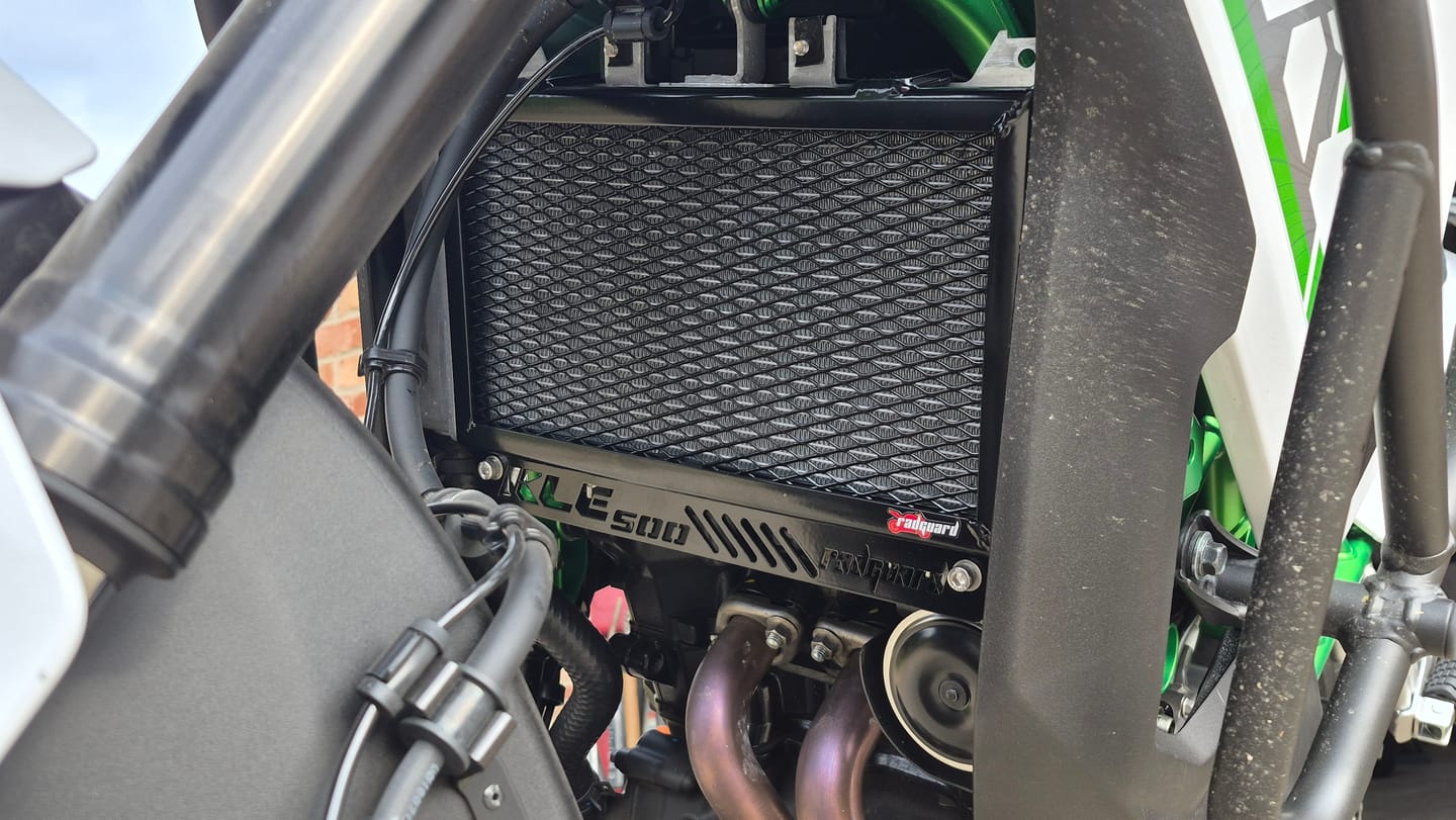 Customer photo review of Kawasaki KLE 500 Radiator Guard 2026