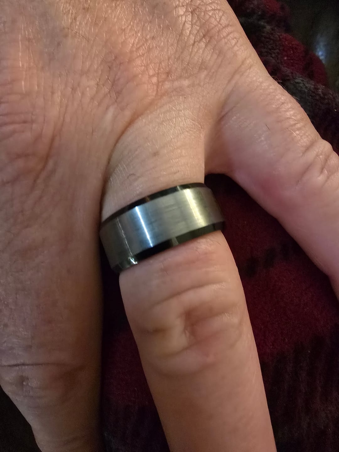 Customer photo review of 10mm- GunMetal Tungsten Carbide Wedding Band with Black Beveled Edges Brush Center