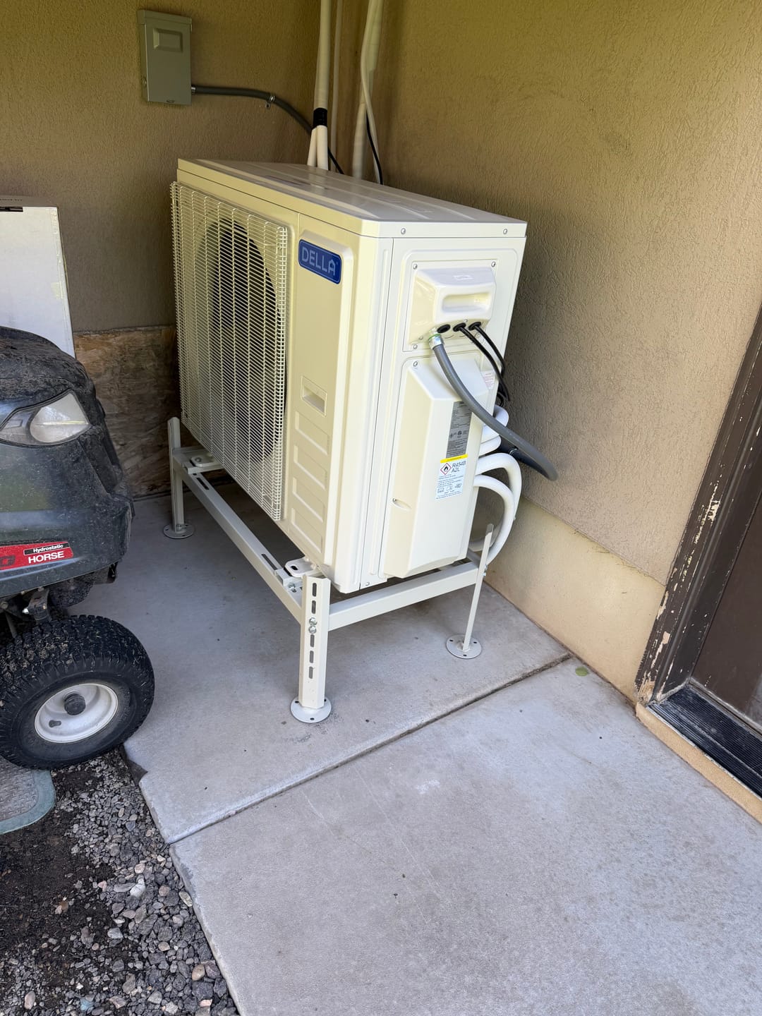 Customer photo review of DELLA Ground Stand Bracket for 9000-45000 BTU Mini Split