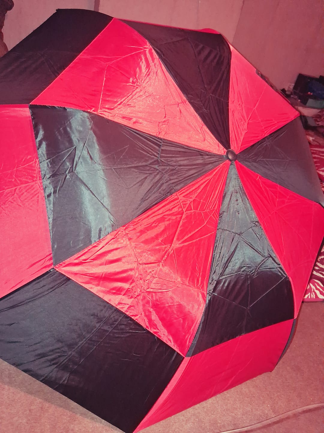 Customer photo review of UV Protected Umbrella - Unbreakable | Windproof | Waterproof - Rain Pro Amazon Lot