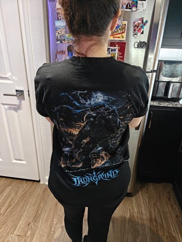 Customer photo review of [Limited Edition] 'TMNT: Leonardo' Heavyweight T-Shirt