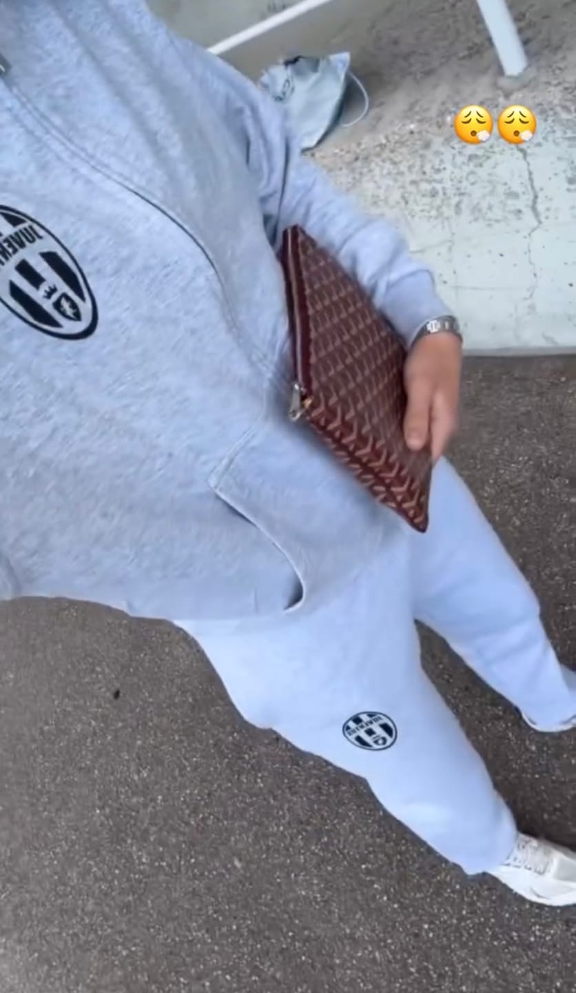 Customer photo review of JUVENTUS OG BASIC HEAVY ZIPPER