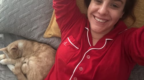 Customer photo review of Pijama roja de manga larga con cuello clásico 3057PJ