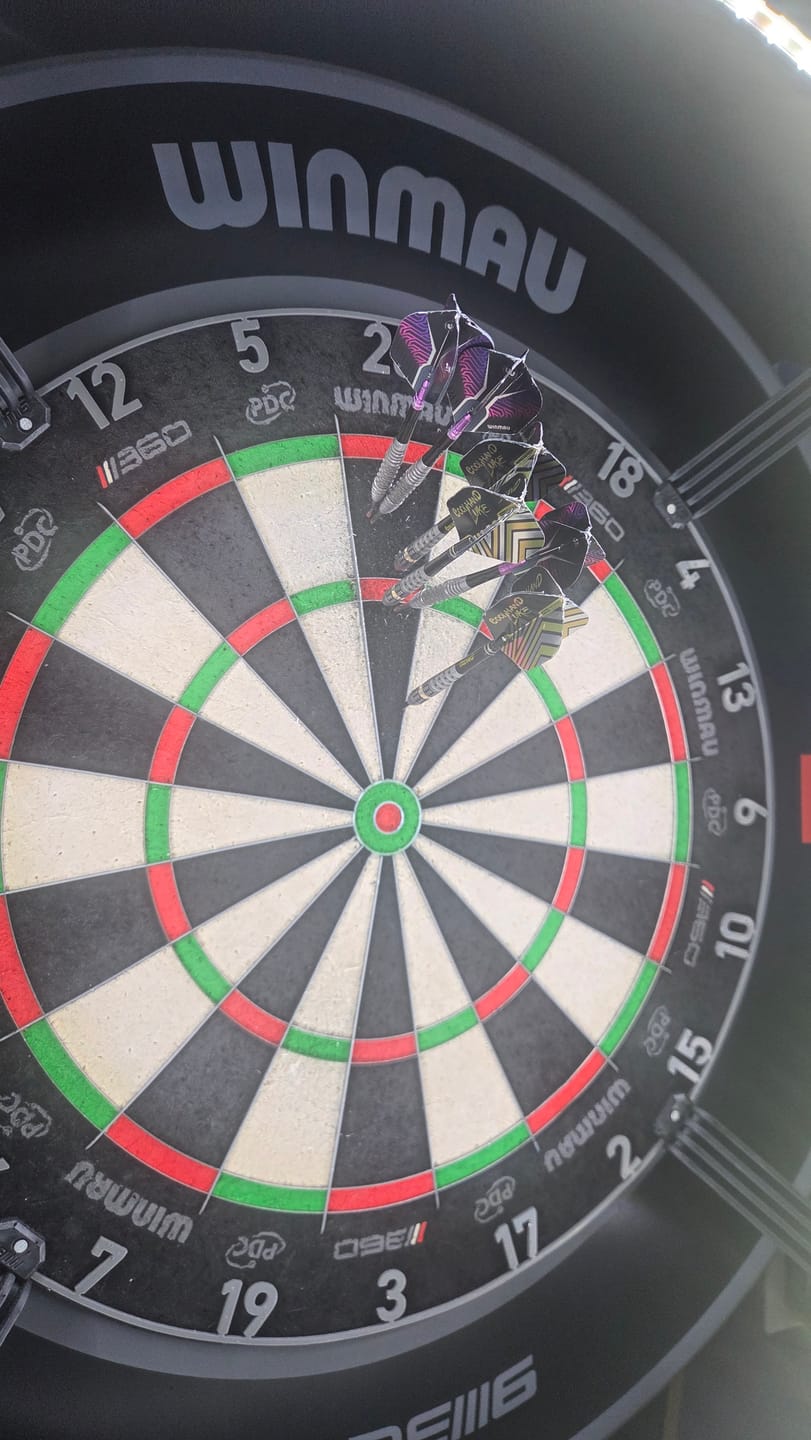 Customer photo review of Red Dragon - Luke Humphries Prestige Darts - 90% Tungsten - 22g 23g 24g