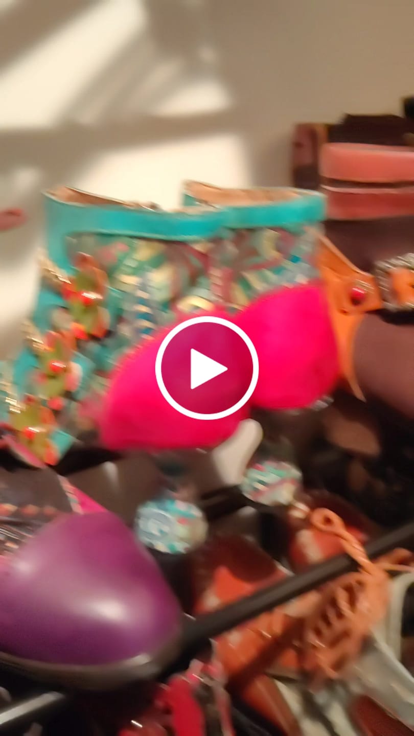 Customer video review of Floral Scallop Vintage Boots