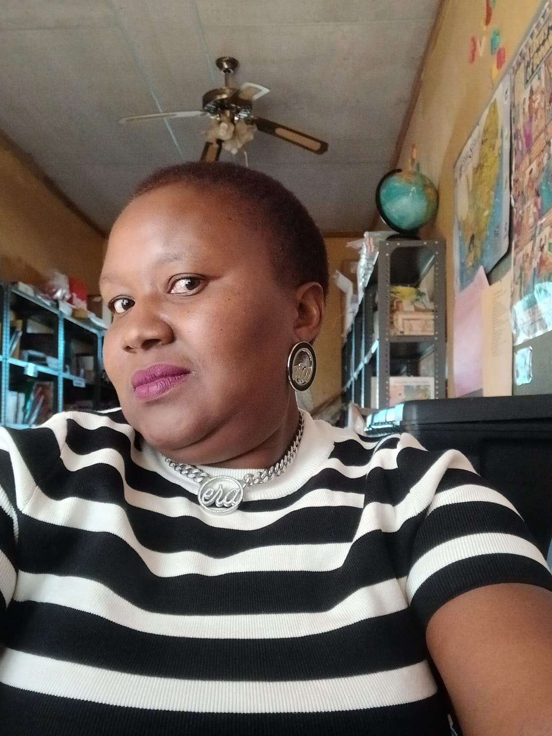 Customer photo review of Era Luxe Silver Choker