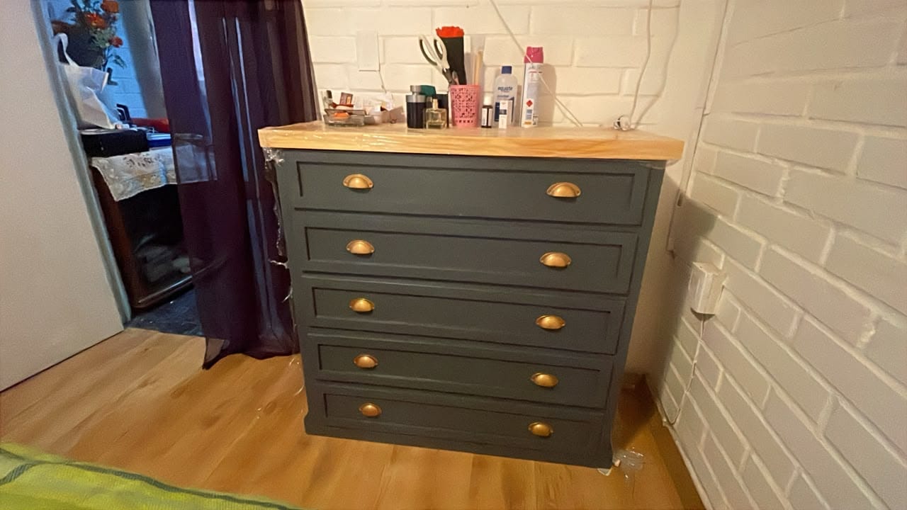 Customer photo review of Cómoda de Madera 5 Cajones con Riel Telescópico | Modelo Comodín Aval
