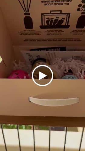 Customer video review of מארז ערב פירותי