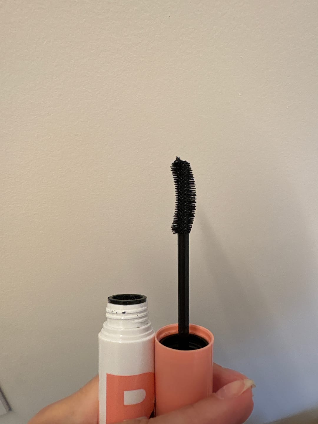 Customer photo review of Máscara Para Cílios Big No Panda Vizzela - Preta