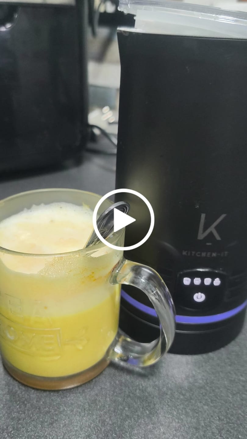 Customer video review of Espumador de Leche Aerofoam 4 en 1