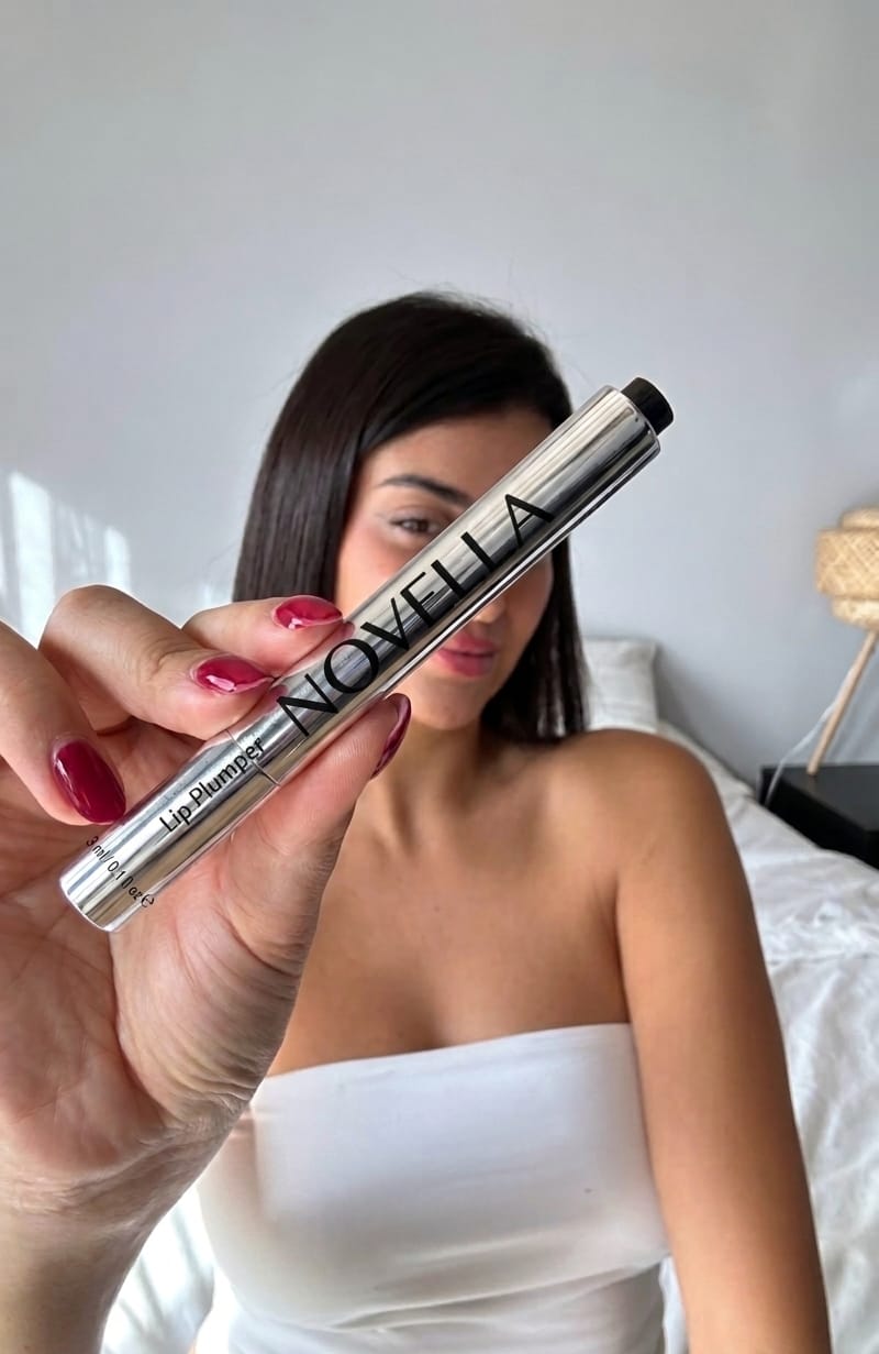 Customer photo review of Novella Lip Plumper
