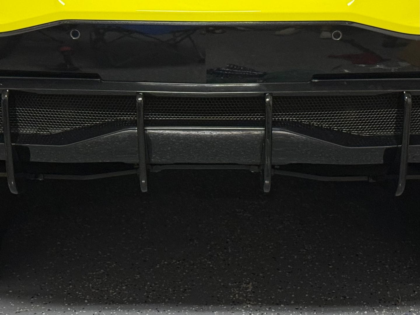 Customer photo review of Corvette C8 Stingray DRY CARBON FIBEr Add-On Rear Diffuser Fin