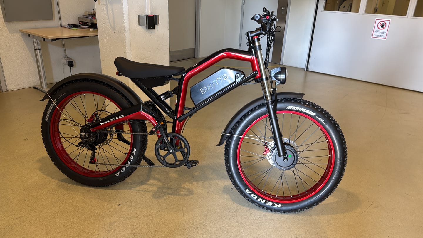 Customer photo review of Cycling Pack(Free gifts with E-bike purchase,includes mudguards and phone holder bag)