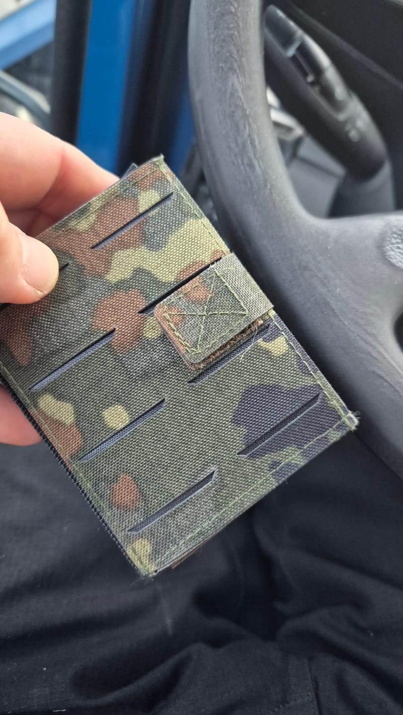 Customer photo review of Tactical Wallet MK2 - 5-Farben Flecktarn
