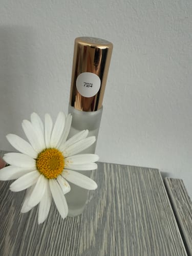 Customer photo review of 72four